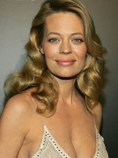 Jeri Ryan